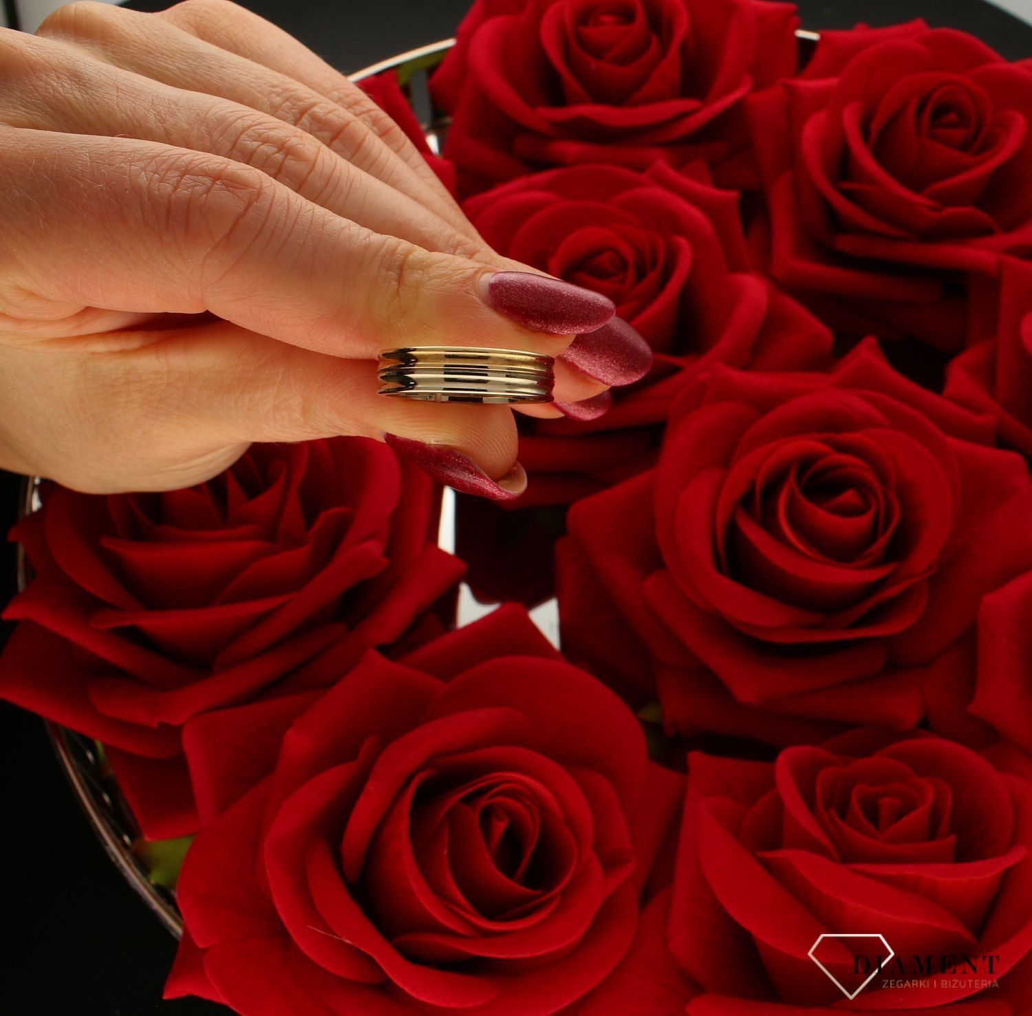 Złota obrączka płaska 5mm  próba 585 – Połączenie białego i żółtego złota, rozmiar 16.jpg